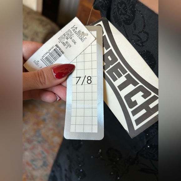 Vintage 1990’s La Belle Floral Velvet Sparkle Midi Dress NWT 7/8 - Picture 8 of 9